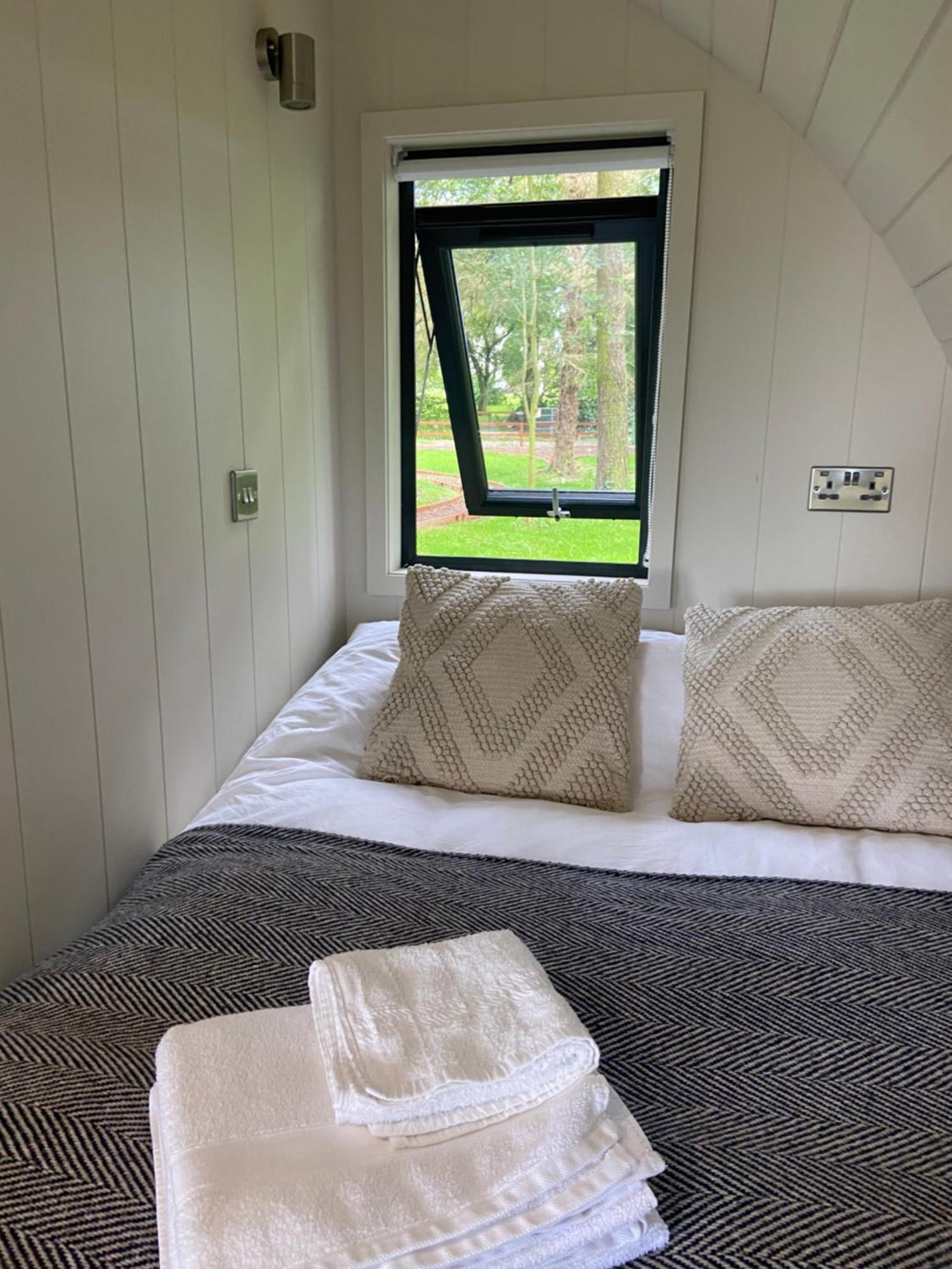 Kildare Countryside Pods Villa Exteriör bild